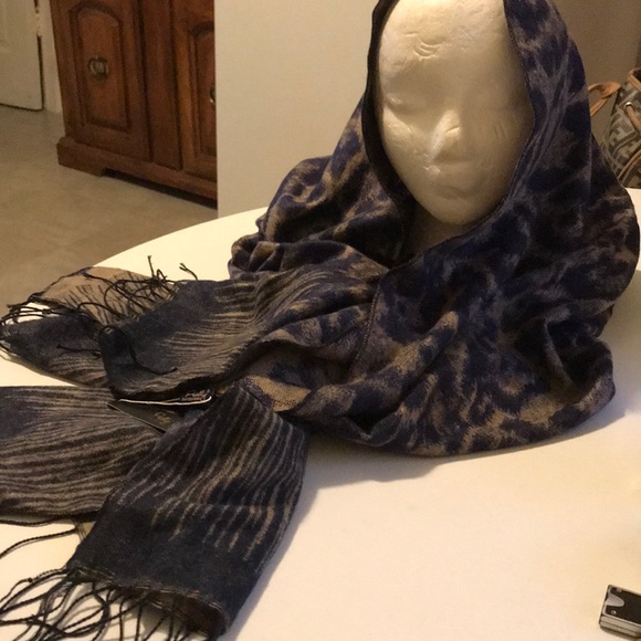 pretty persuasions wrap with sleeves